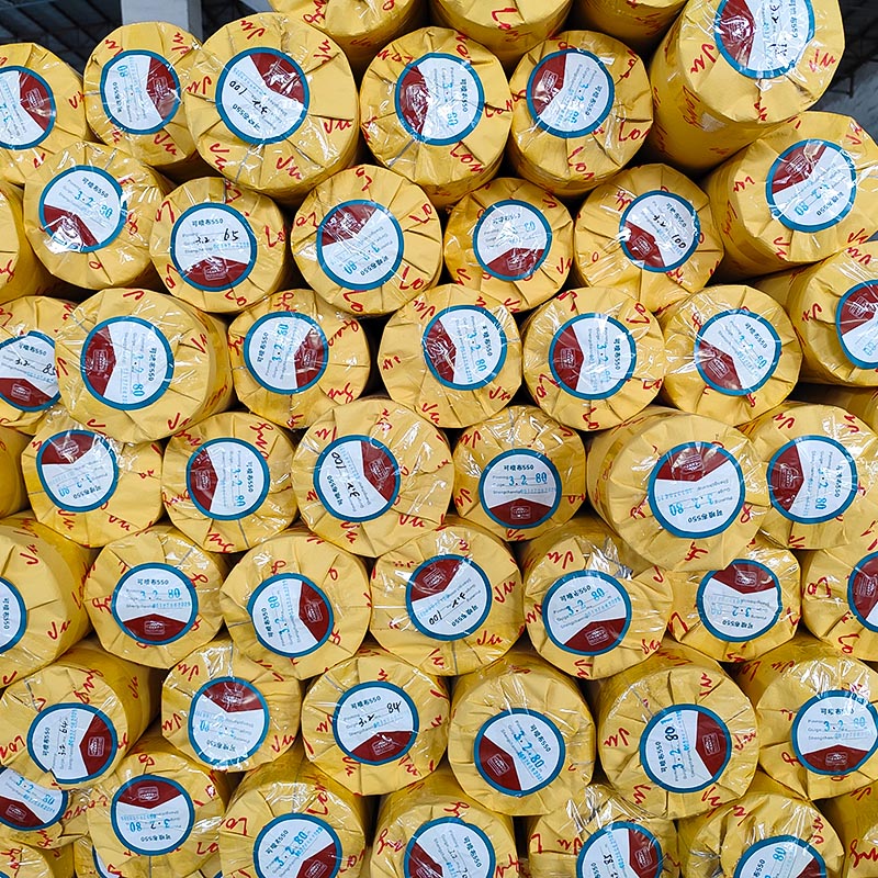 550 Biểu ngữ flex có đèn chiếu sáng ngoài trời